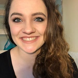 Meet your Posher, Haley